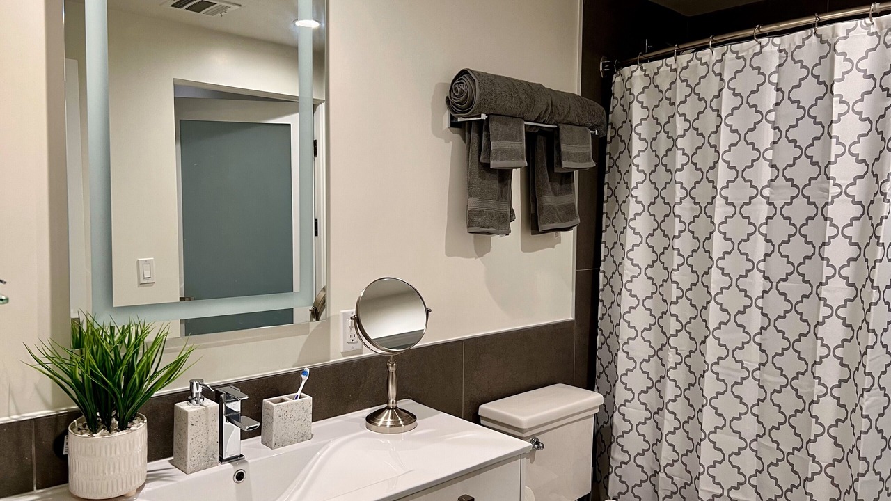 Photo of Bathroom in Downtown Los Angeles