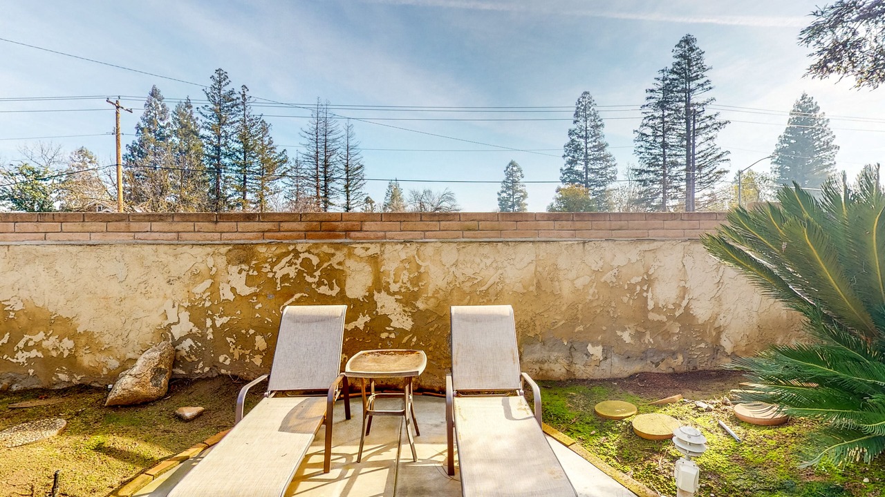 Photo of Patio Balcony in Raisin