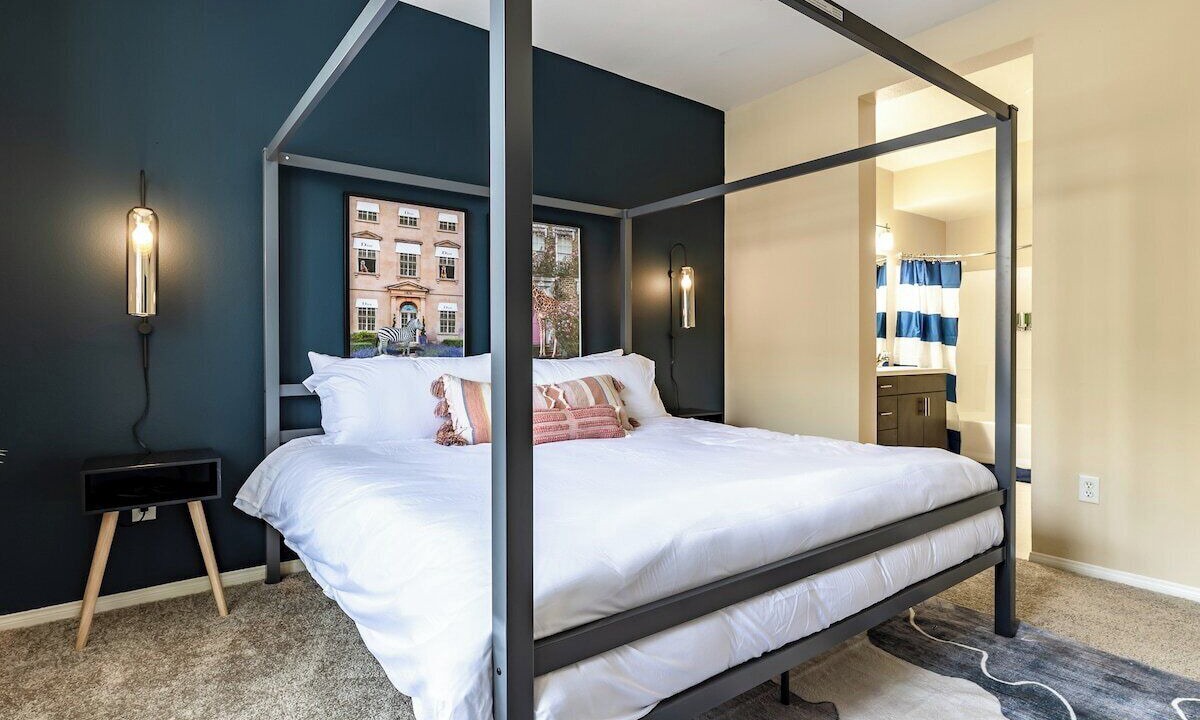Photo of Bedroom in Santa Ana