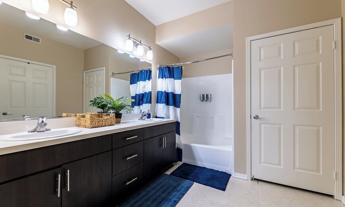 Photo of Bathroom in Santa Ana