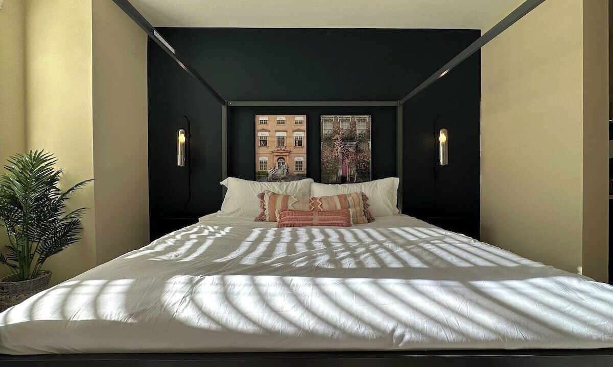 Photo of Bedroom in Santa Ana