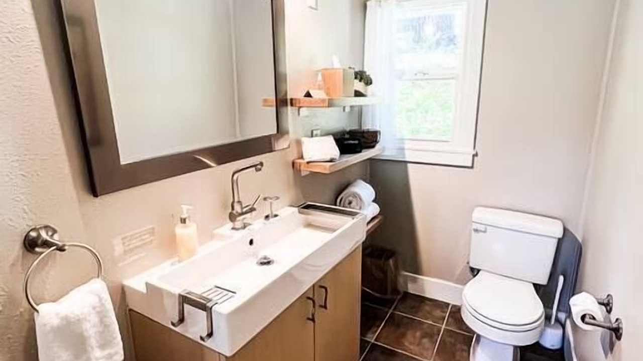 Photo of Bathroom in Idyllwild