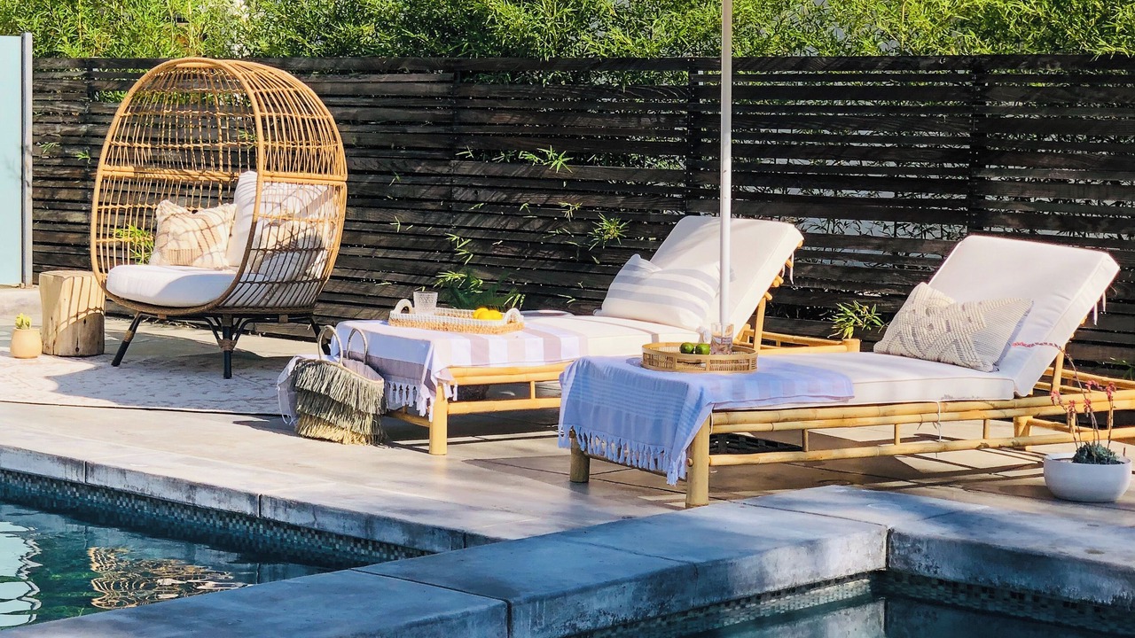 Photo of Outdoor in Woodland Hills