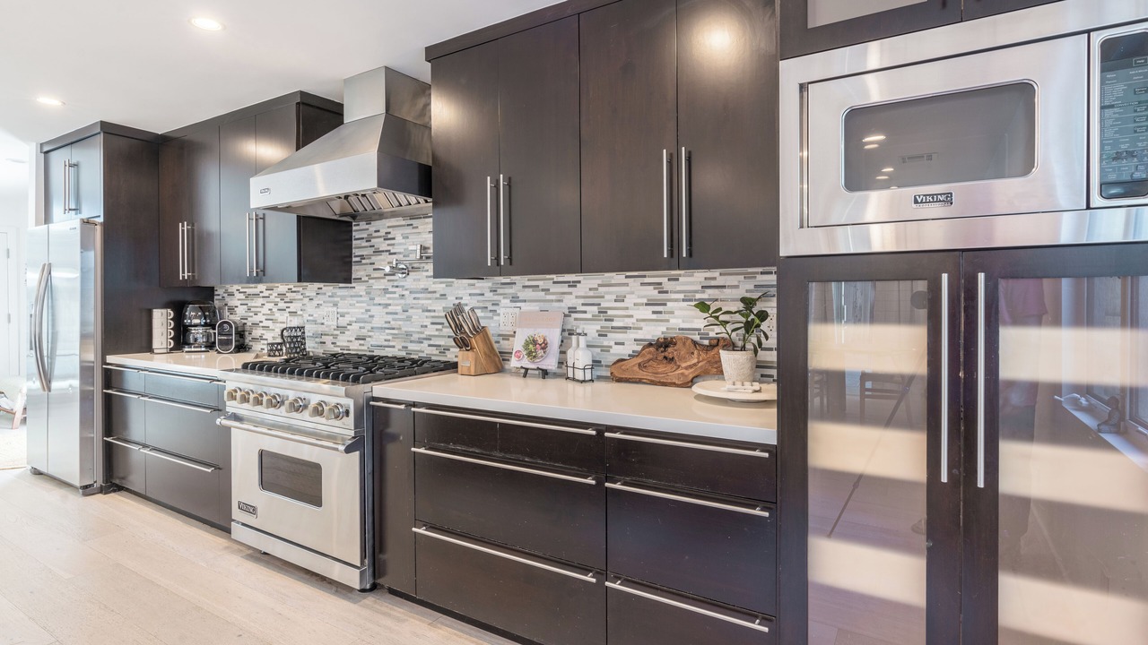 Photo of Kitchen in Woodland Hills
