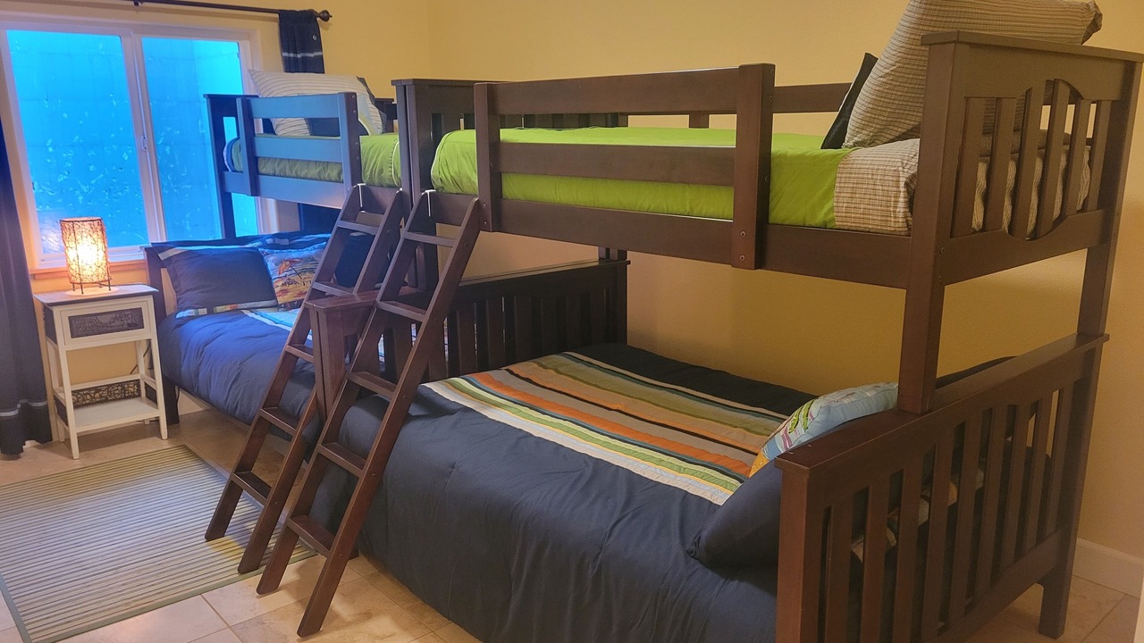 Photo of Bedroom in Shelter Cove