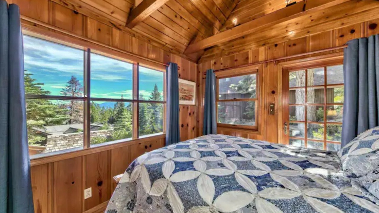 Photo of Bedroom in Tahoma