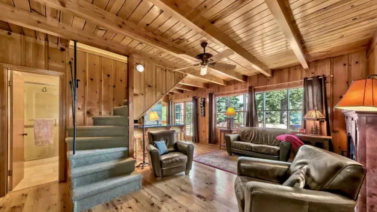 Photo of Livingroom in Tahoma
