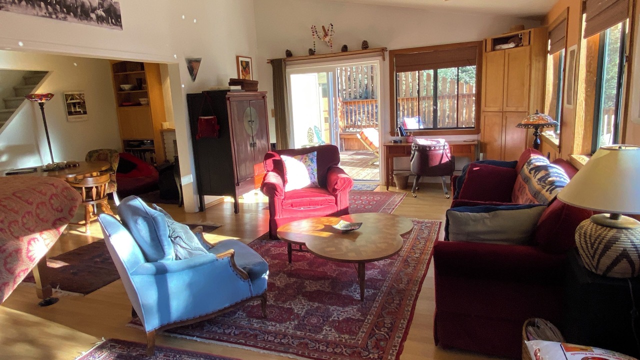 Photo of Livingroom in Pine Mountain Club