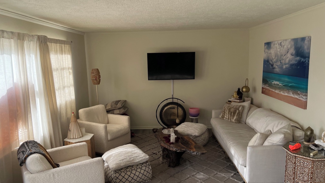 Photo of Livingroom in Pacific Palisades