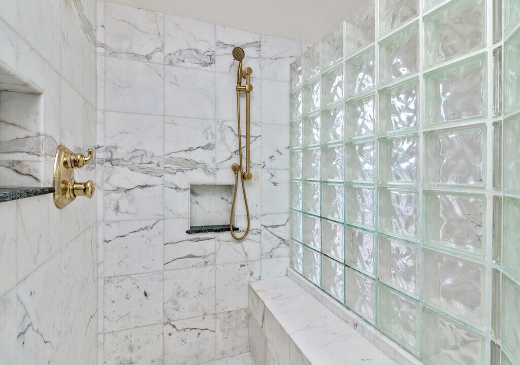 Photo of Bathroom in Vista