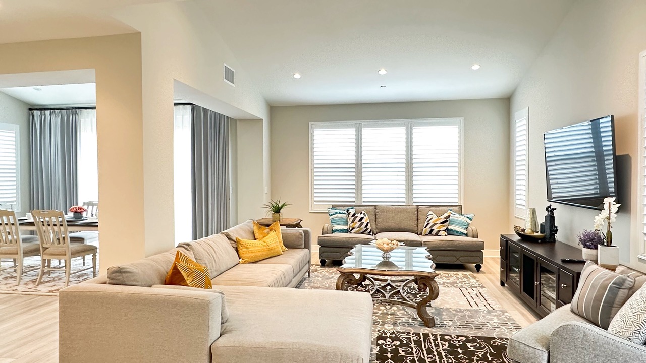 Photo of Livingroom in Woodbridge