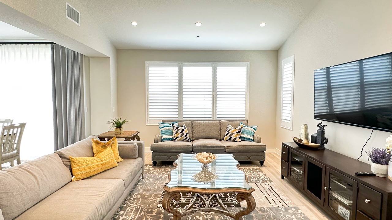 Photo of Livingroom in Woodbridge