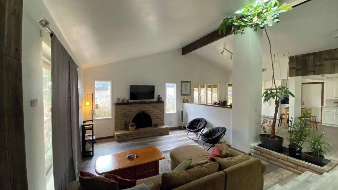 Photo of Livingroom in Mission Hills