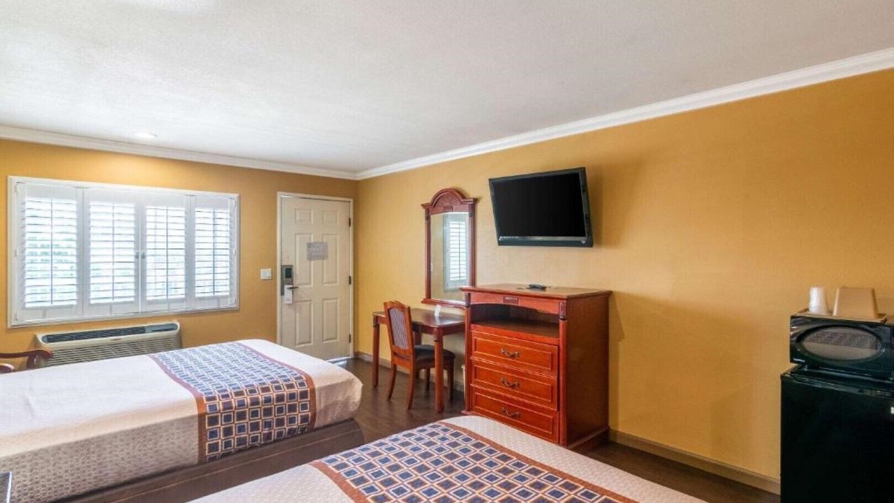 Photo of Bedroom in Artesia