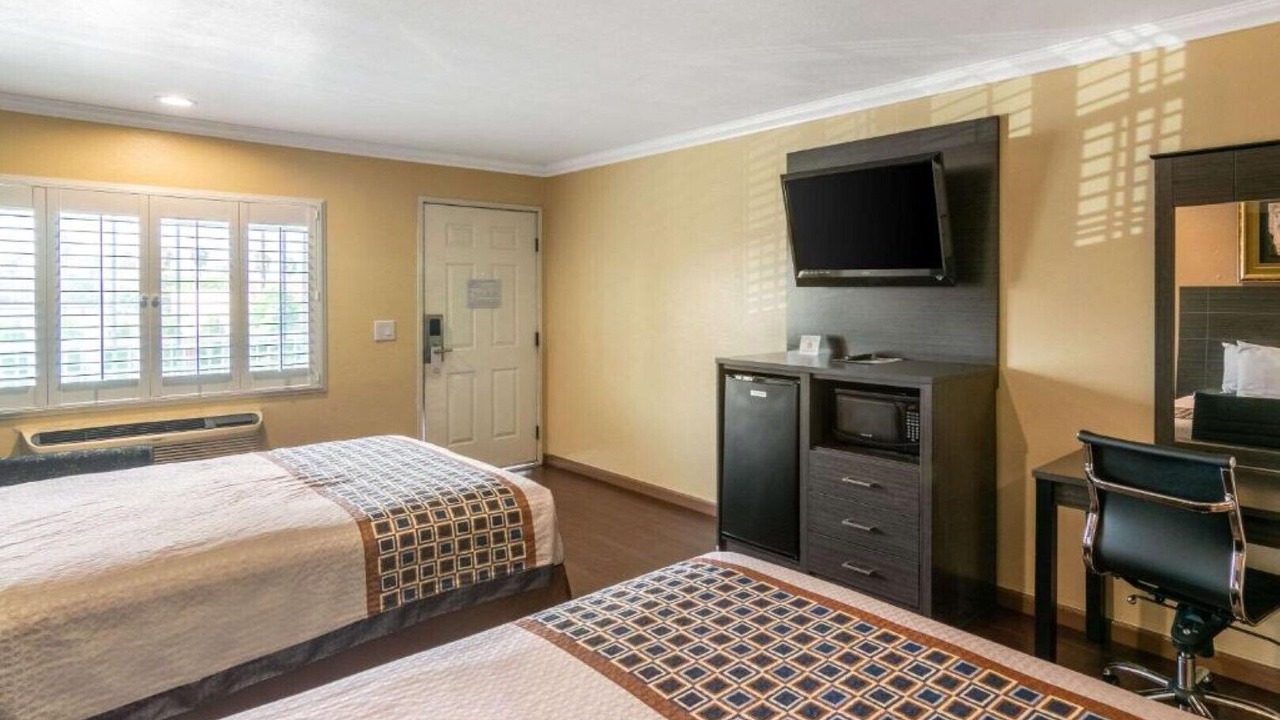 Photo of Bedroom in Artesia