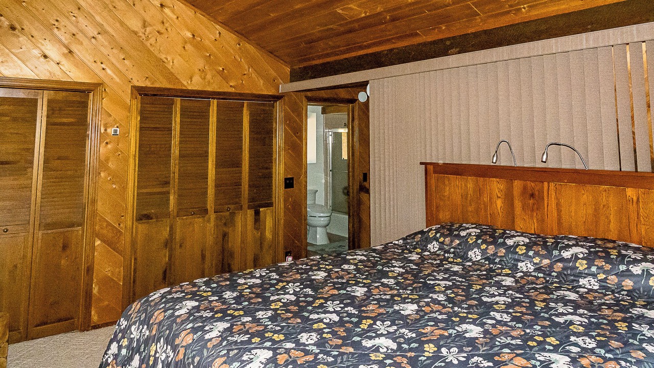 Photo of Bedroom in Badger