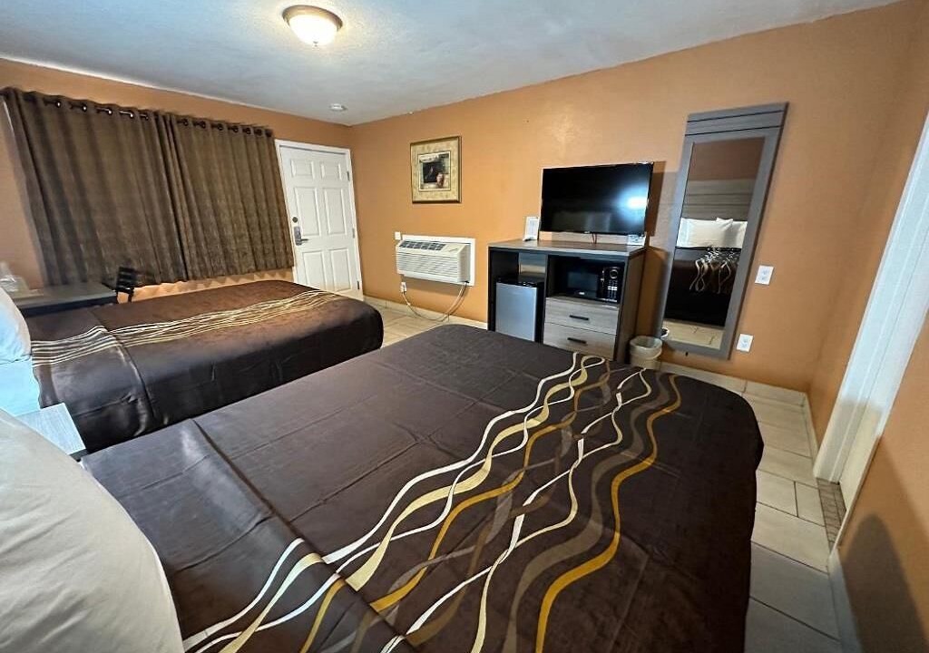 Photo of Bedroom in Victorville
