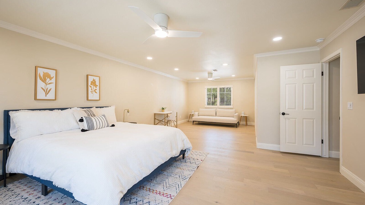 Photo of Bedroom in Templeton