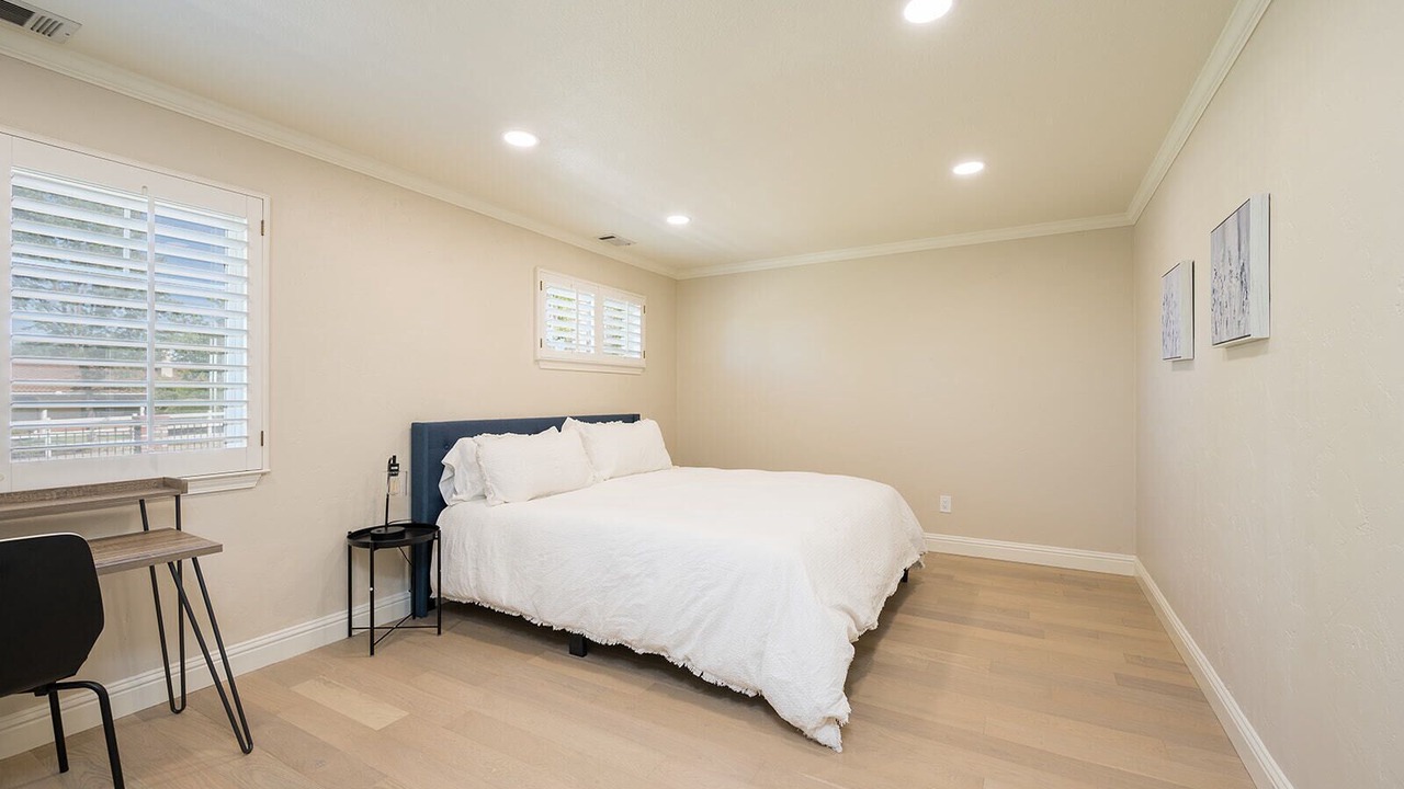 Photo of Bedroom in Templeton