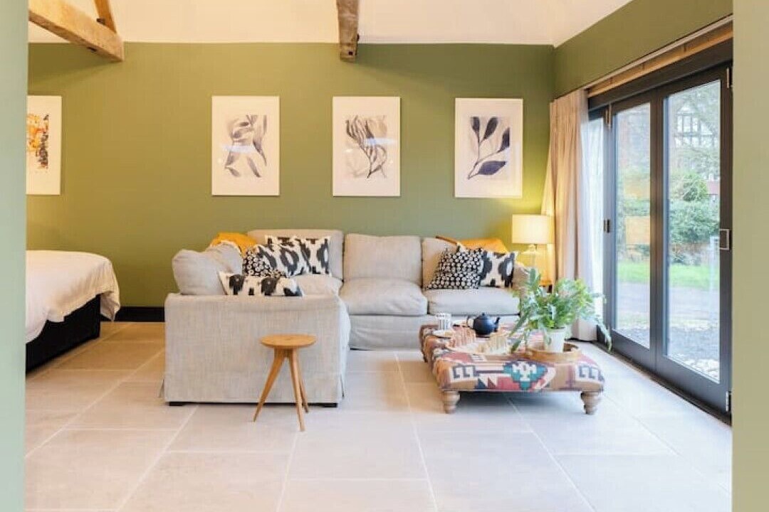 Photo of Livingroom in Abbots Salford