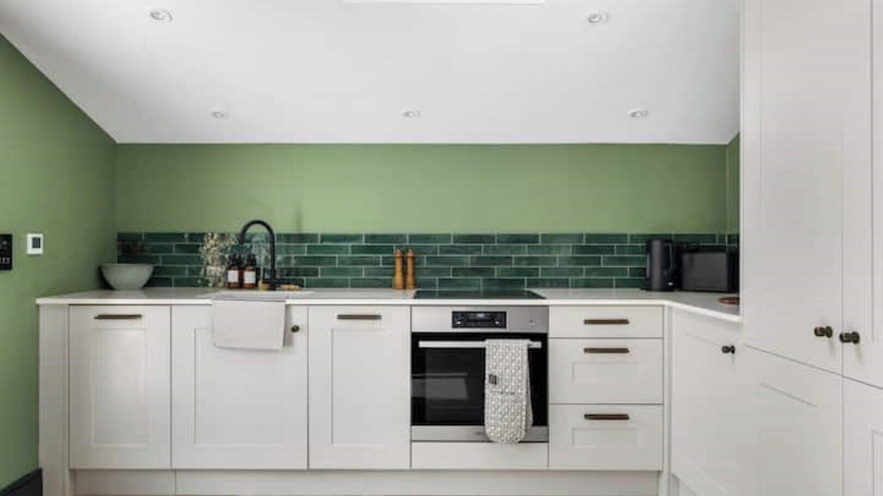 Photo of Kitchen in Abbots Salford
