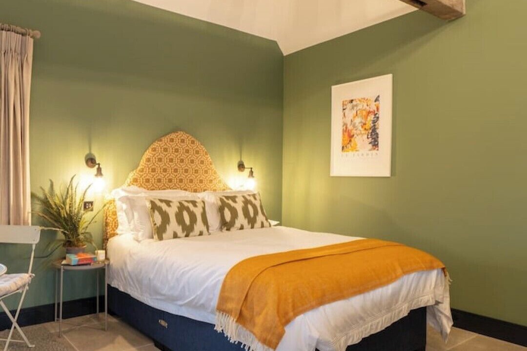Photo of Bedroom in Abbots Salford