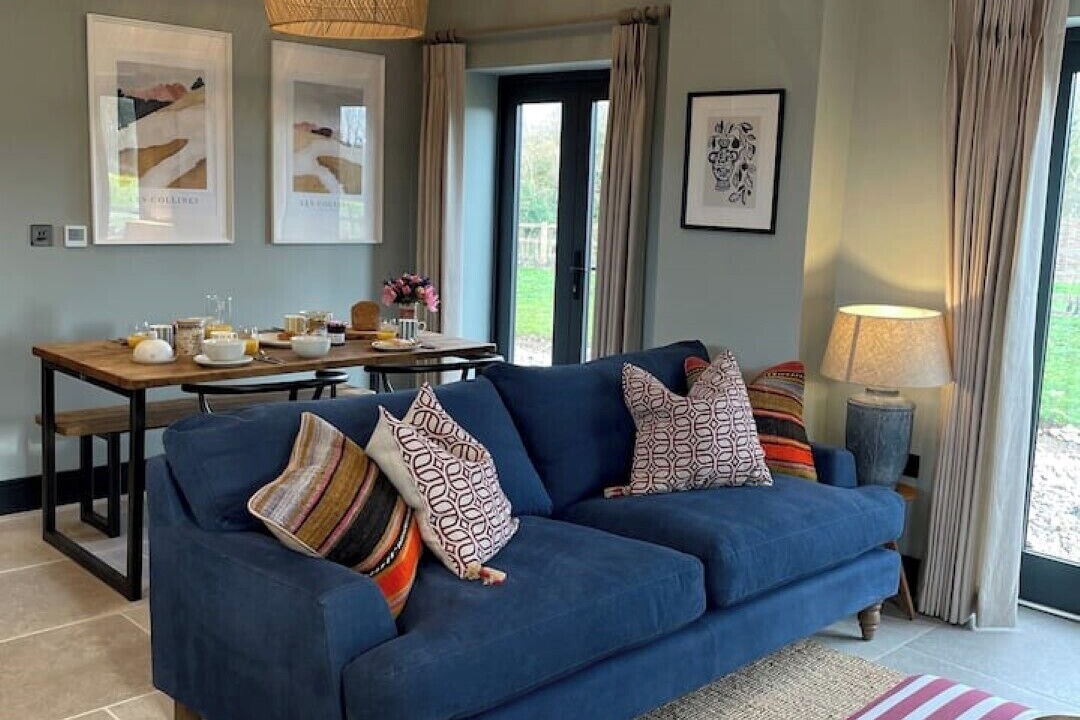 Photo of Livingroom in Harvington