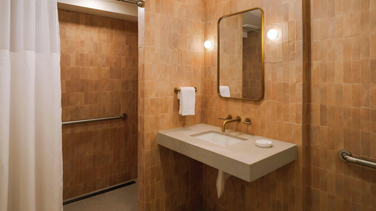 Photo of Bathroom in Laguna Beach