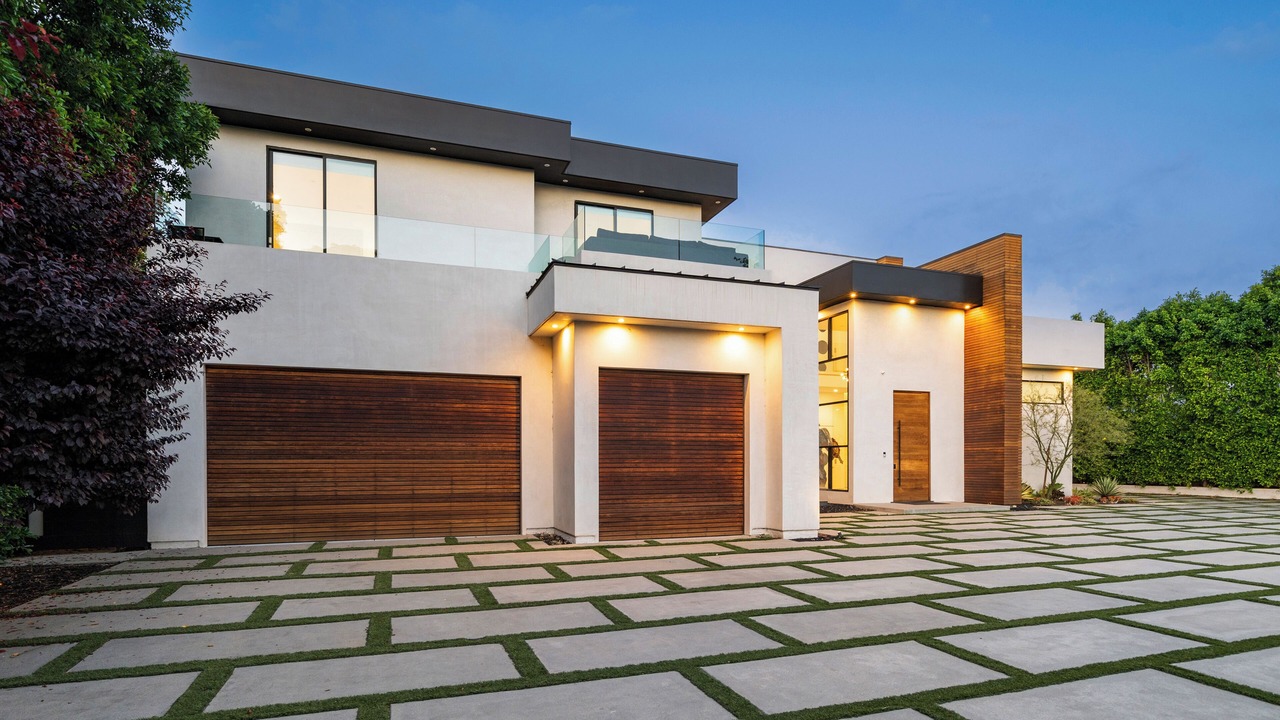 Photo of Outdoor in Encino