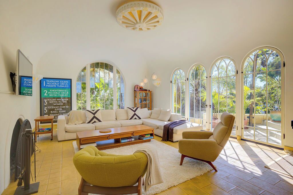 Photo of Livingroom in Los Feliz