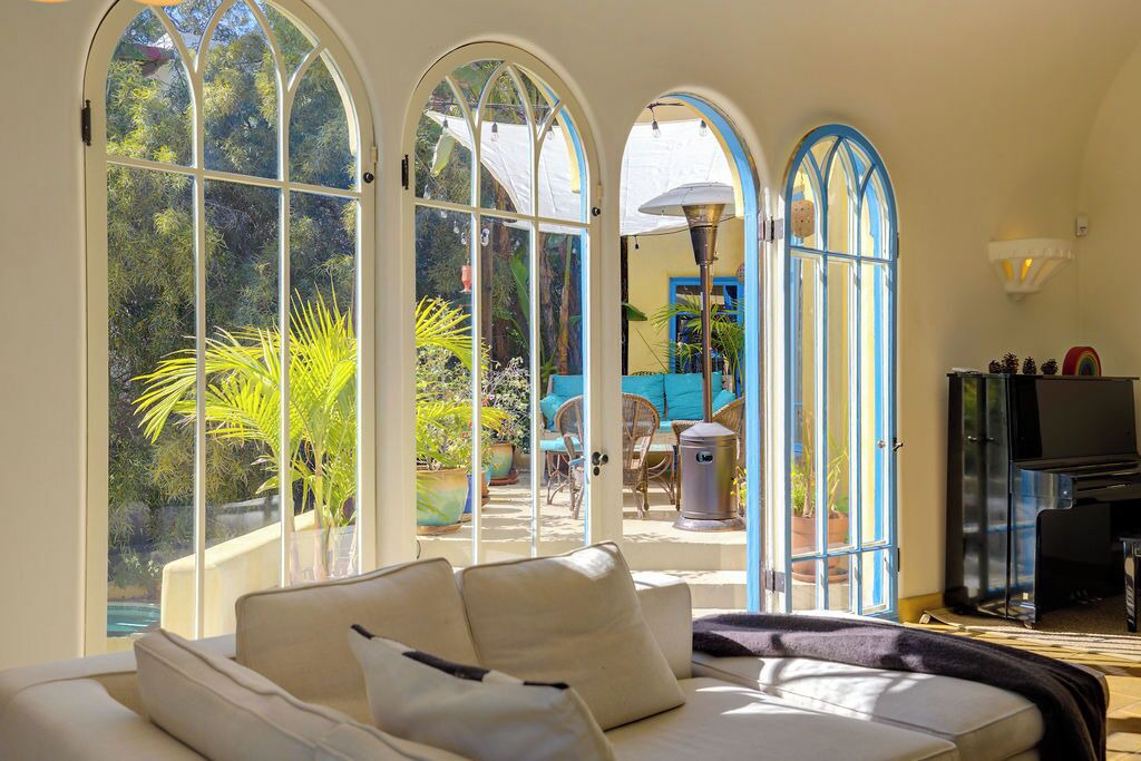 Photo of Livingroom in Los Feliz