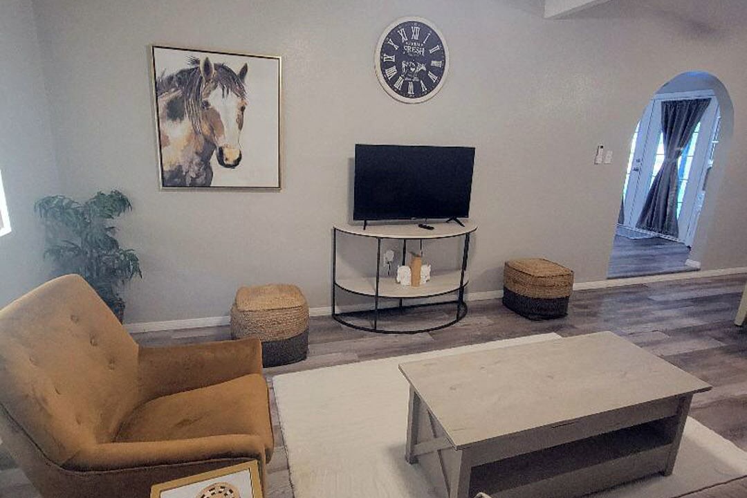 Photo of Livingroom in Holtville