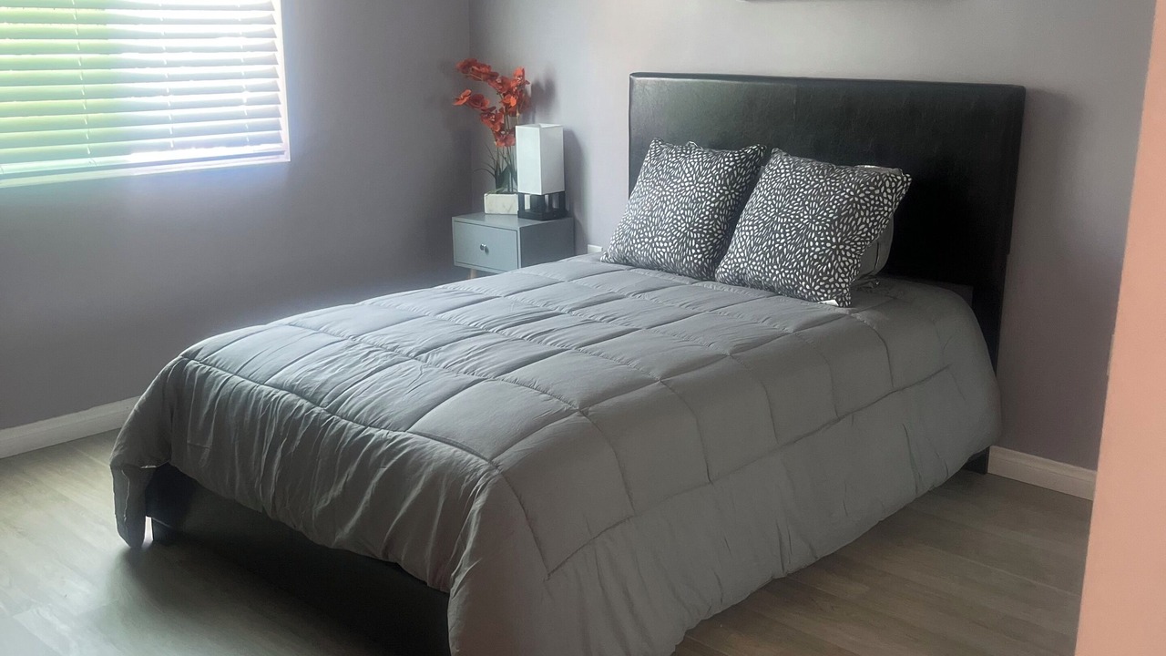 Photo of Bedroom in Downey