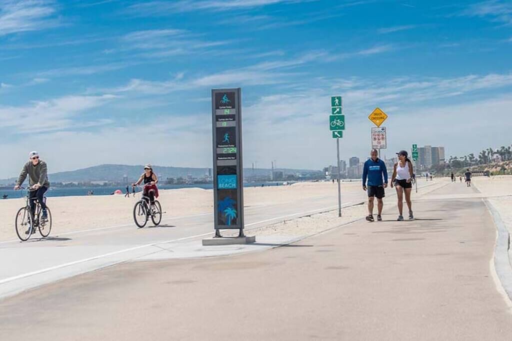 Photo of Others in Belmont Shore