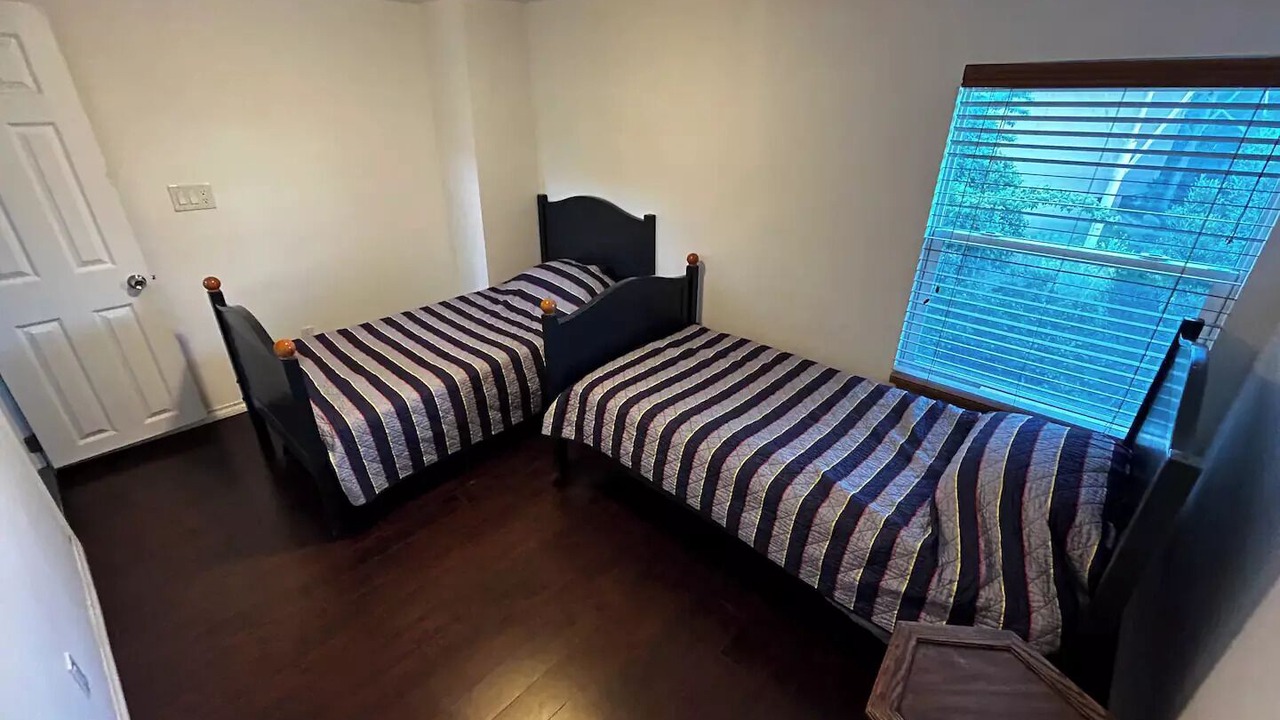 Photo of Bedroom in Canoga Park