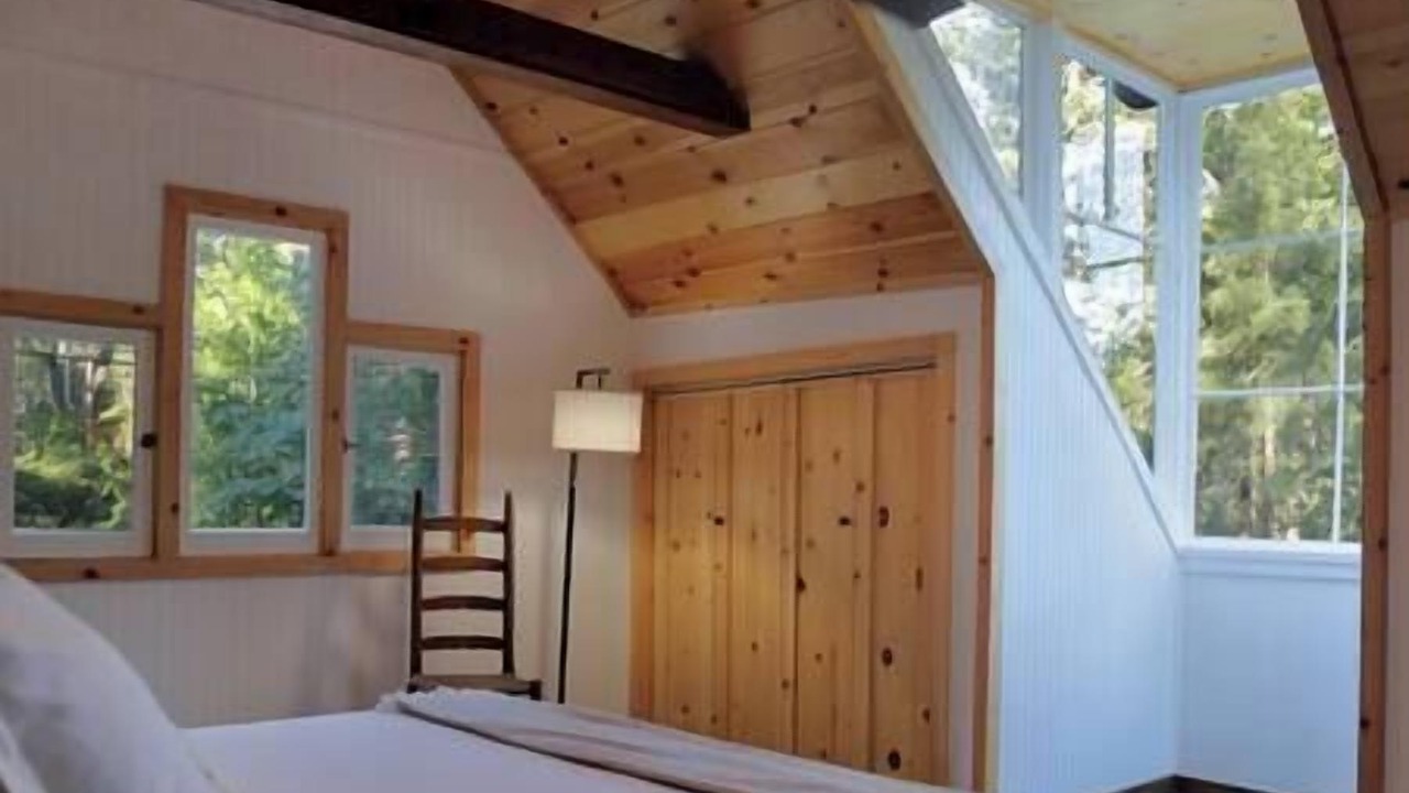 Photo of Bedroom in Idyllwild