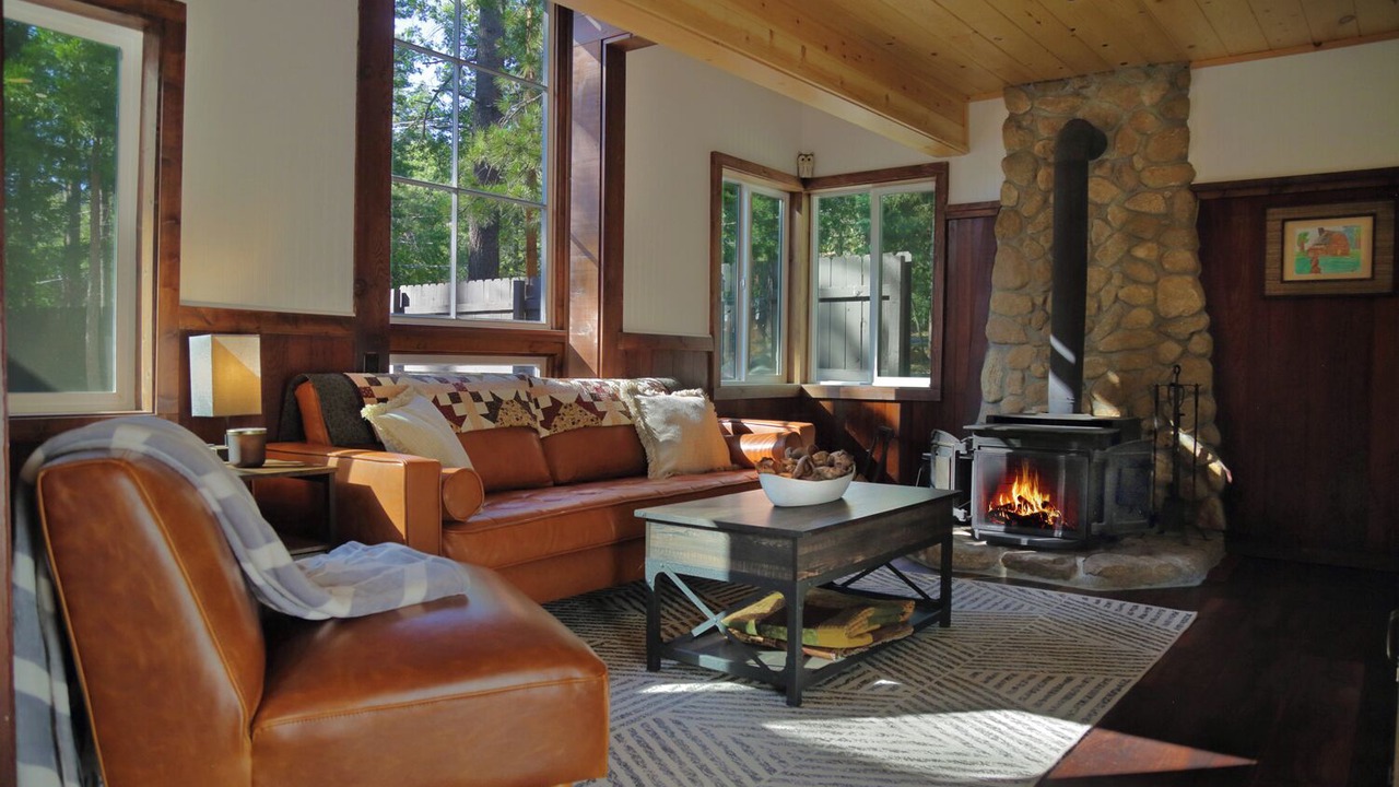 Photo of Livingroom in Idyllwild