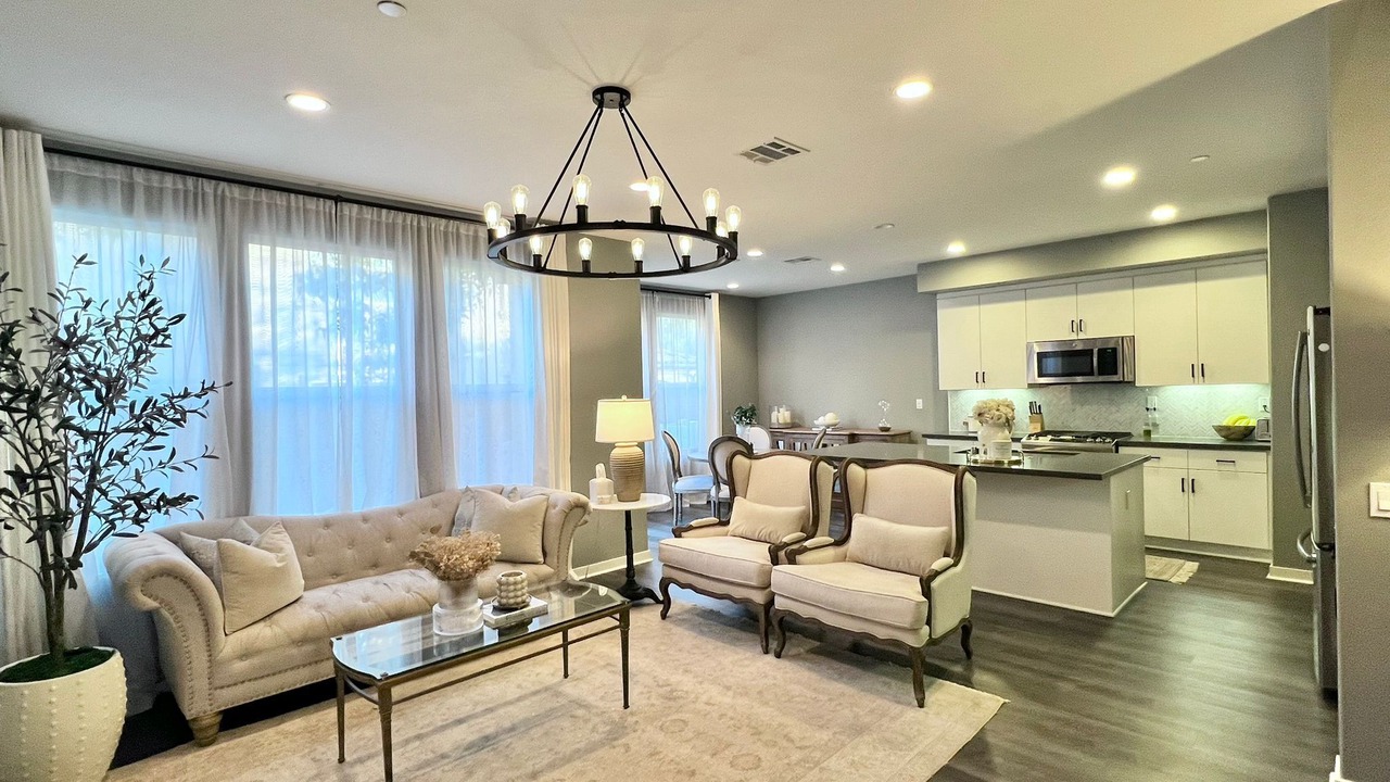 Photo of Livingroom in Lake Forest