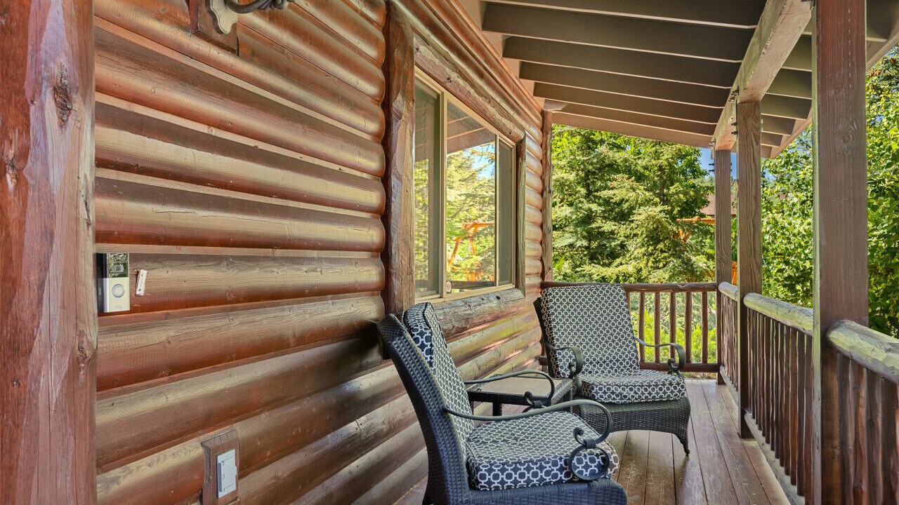 Photo of Patio Balcony in Castle Glen Estates