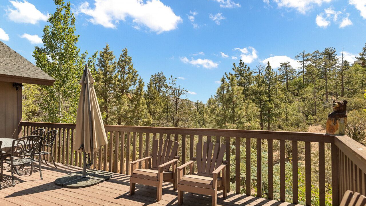 Photo of Outdoor in Castle Glen Estates