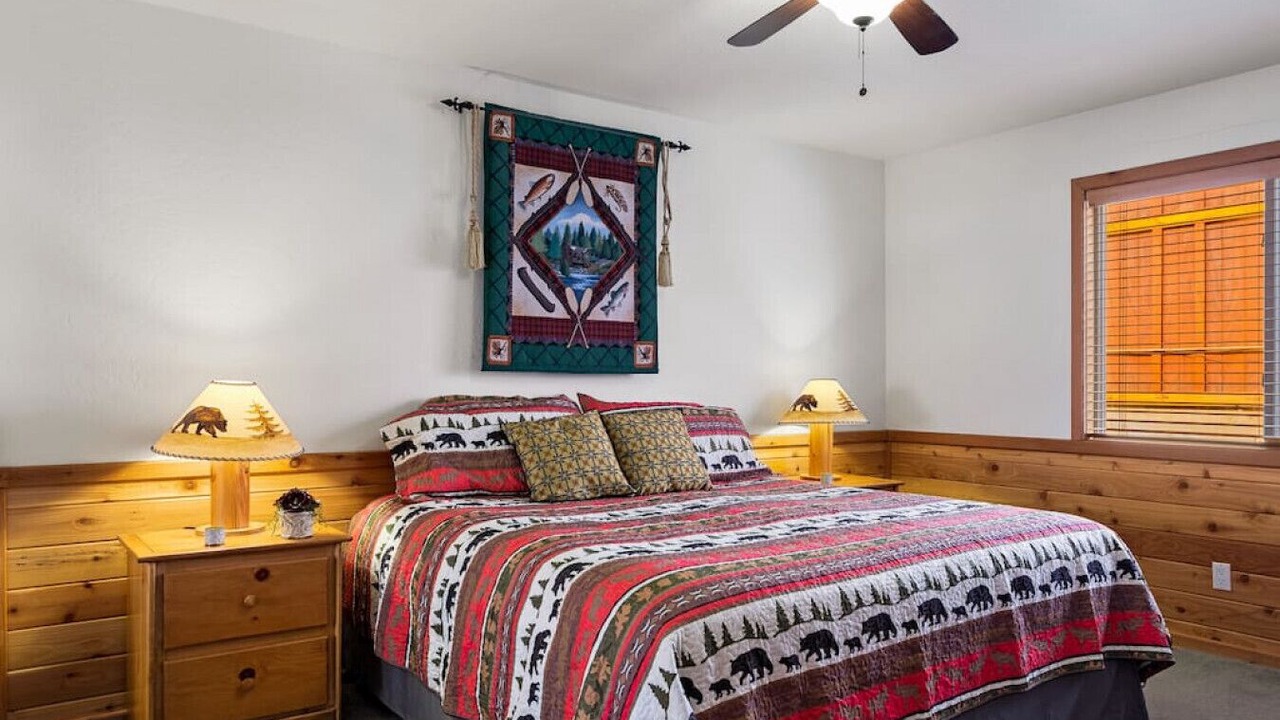 Photo of Bedroom in Castle Glen Estates