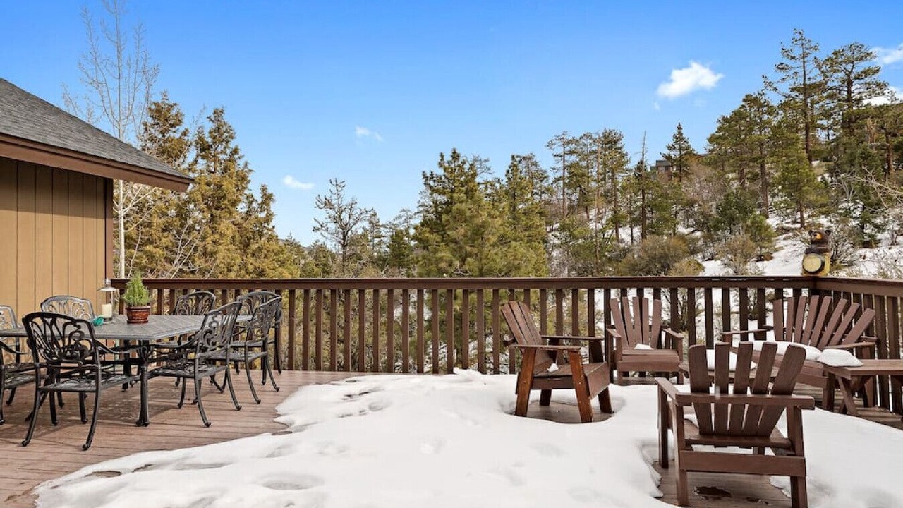 Photo of Outdoor in Castle Glen Estates