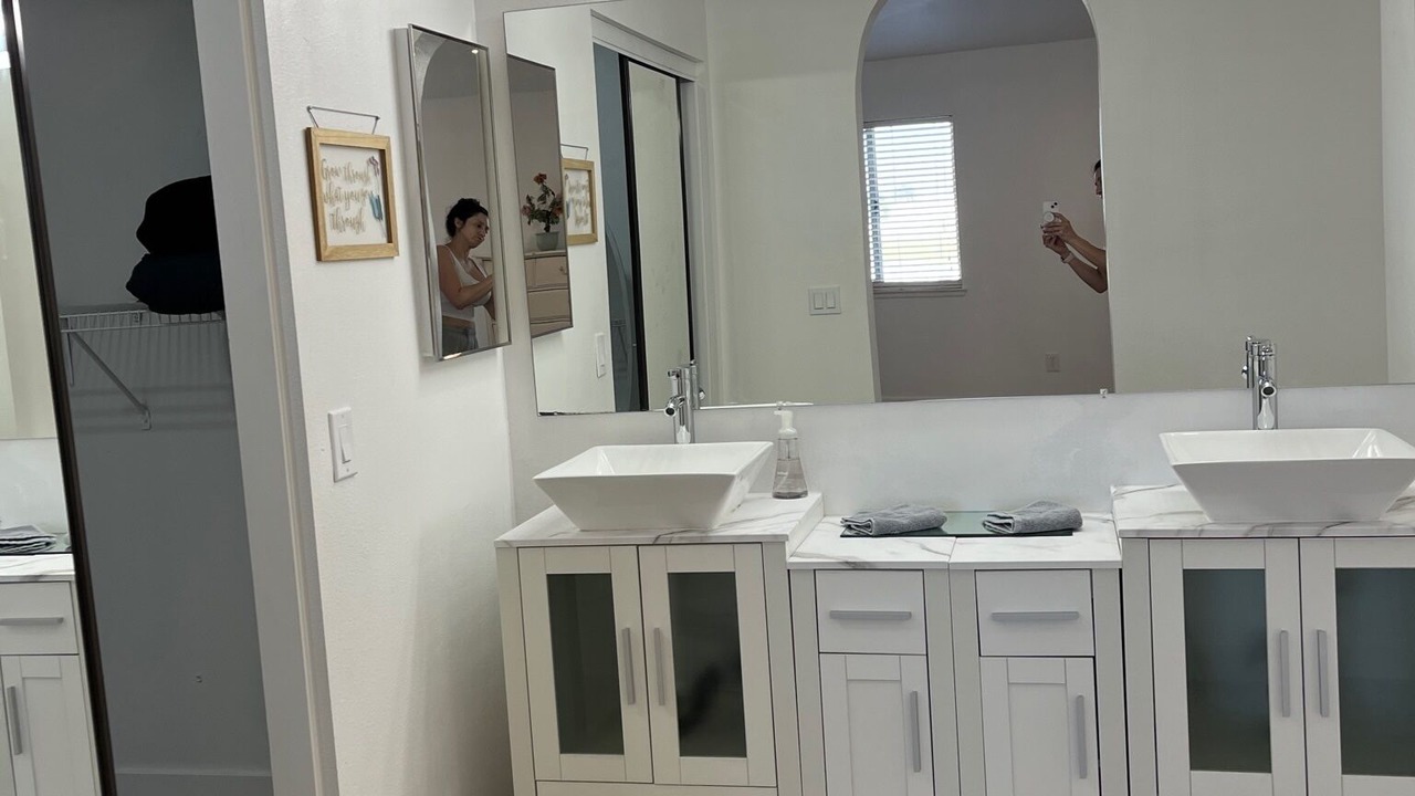 Photo of Bathroom in Hesperia