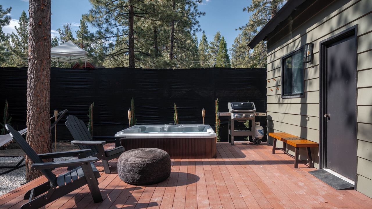 Photo of Patio Balcony in Big Bear City
