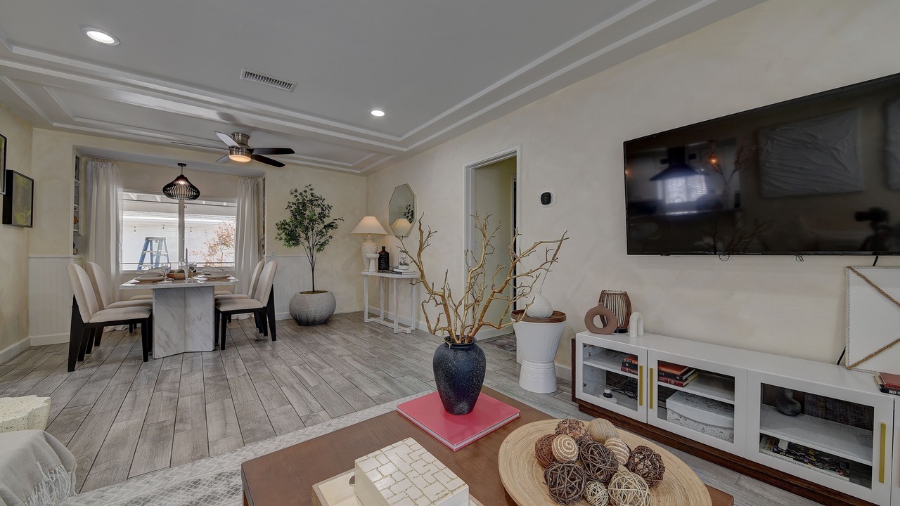 Photo of Livingroom in Anaheim Colony Historic District