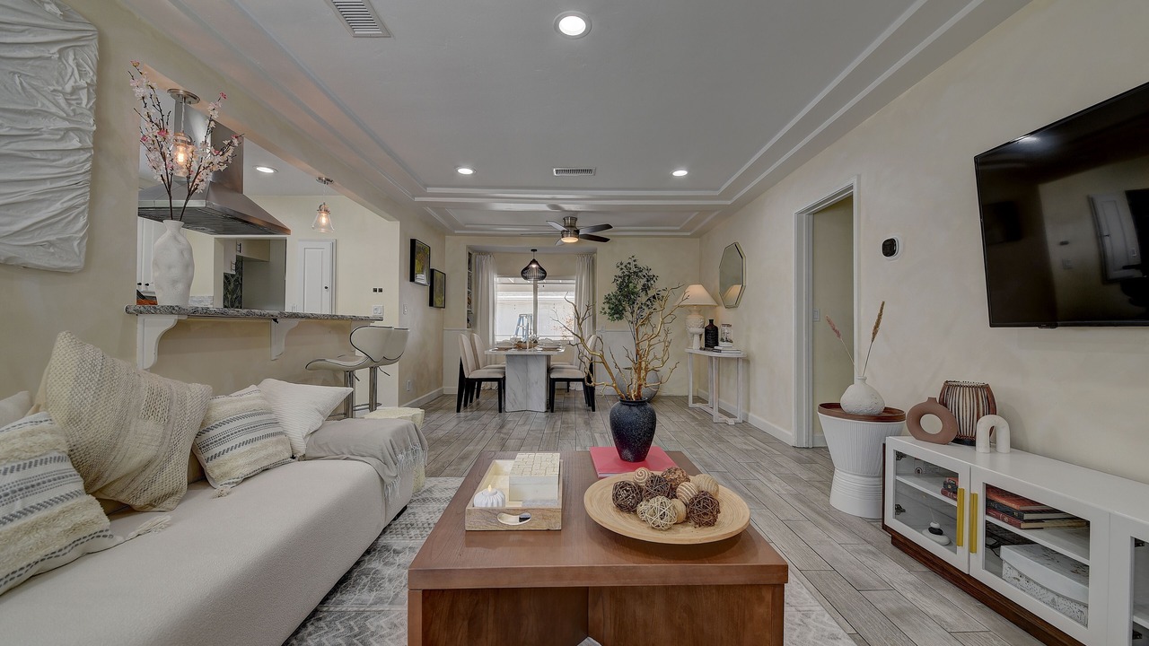 Photo of Livingroom in Anaheim Colony Historic District