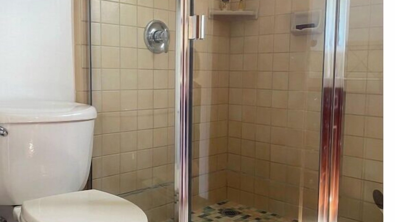 Photo of Bathroom in East Mesa
