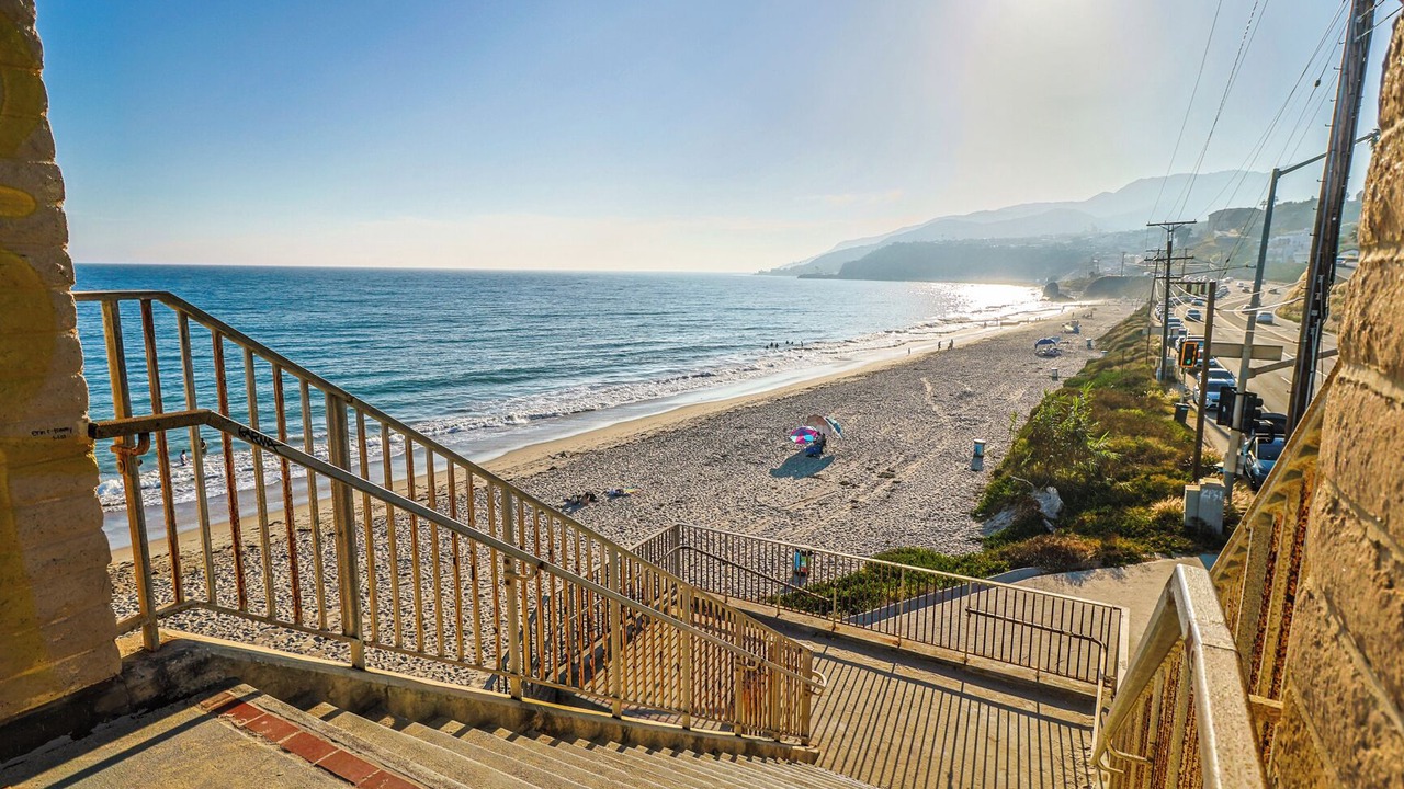 Photo of Others in Pacific Palisades