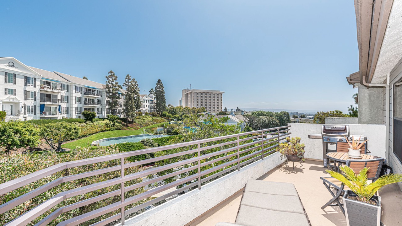 Photo of Patio Balcony in Santa Ana Heights