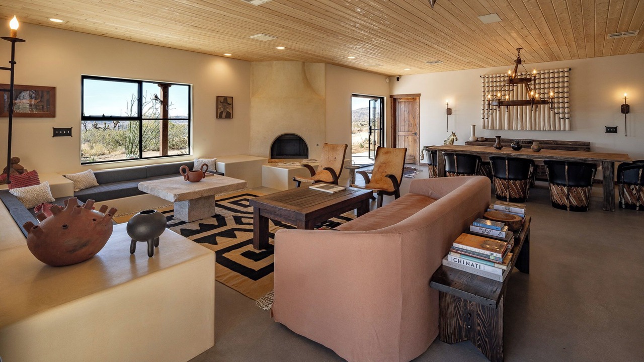 Photo of Livingroom in Pioneertown